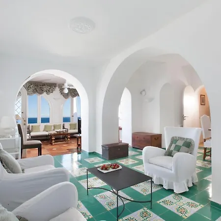 Estate4home - San Montano